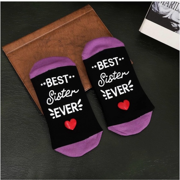 Best Sister Ever Socks NWT - Picture 5 of 6